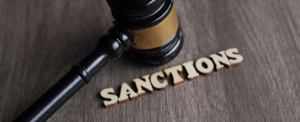 Cómo un abogado tributarista puede evitar sanciones y problemas dentro de la empresa